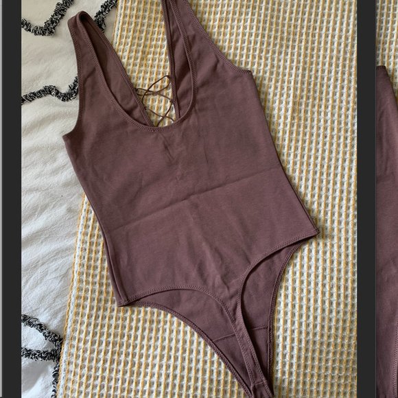 Wilfred Free Lace Up Front Tank Bodysuit Dark Brown - Picture 2 of 3